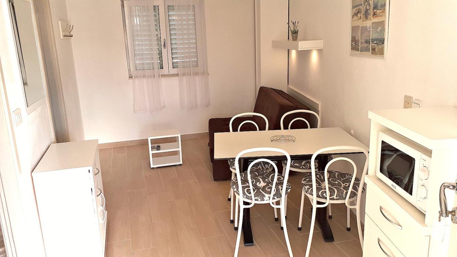 Apartments Villa Bonaca Baška Voda Стая снимка