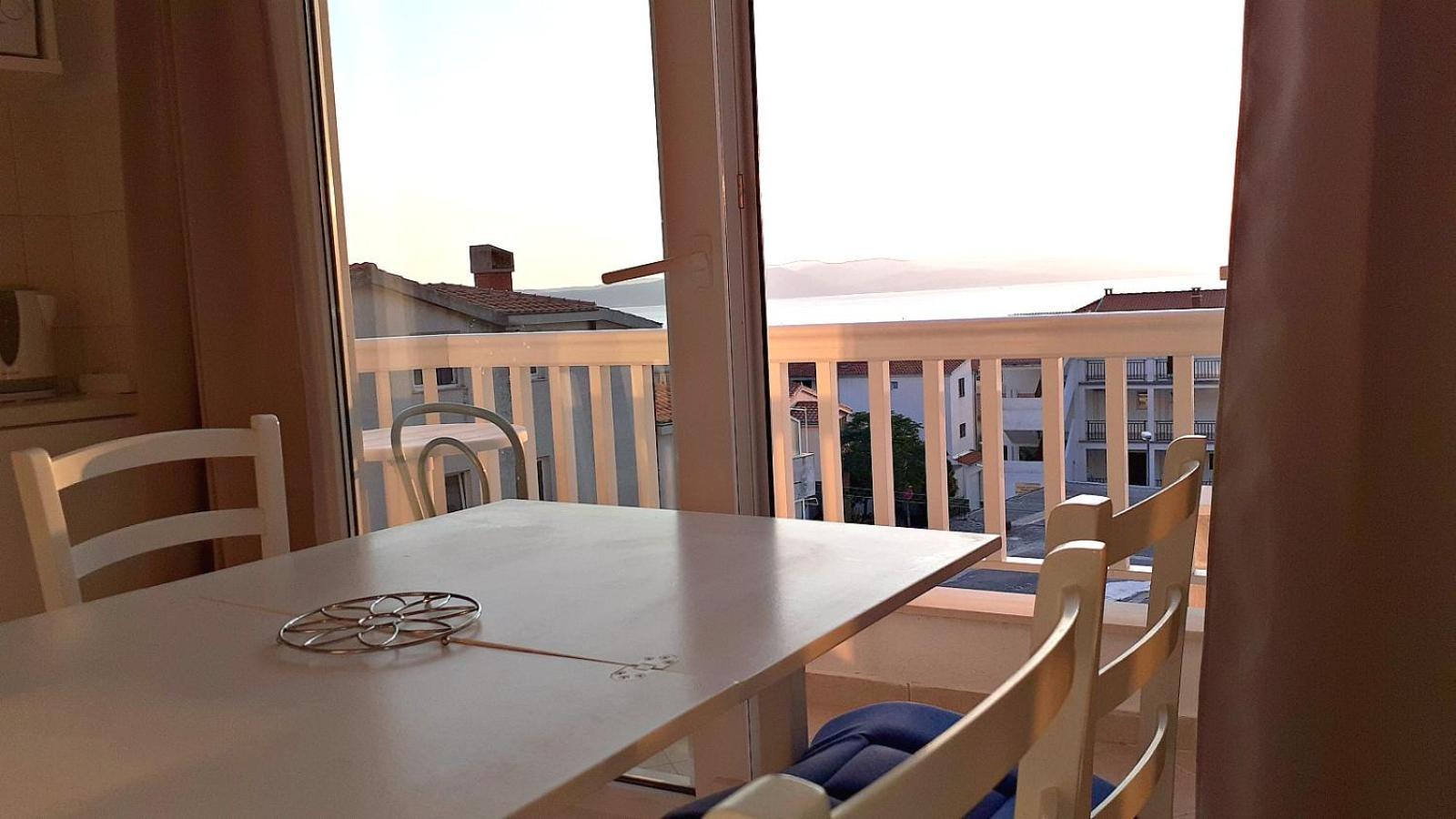 Apartments Villa Bonaca Baška Voda Стая снимка